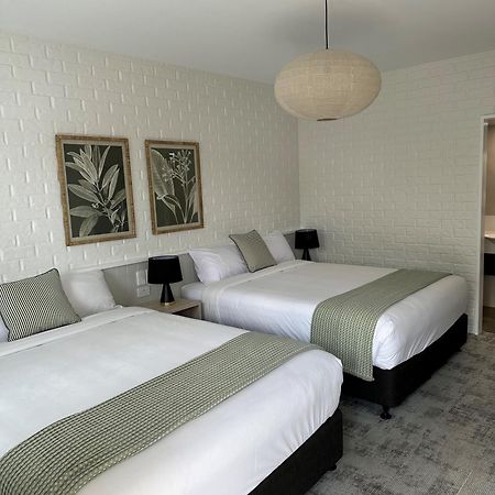 The Shamrock Hotel トゥーンバ エクステリア 写真