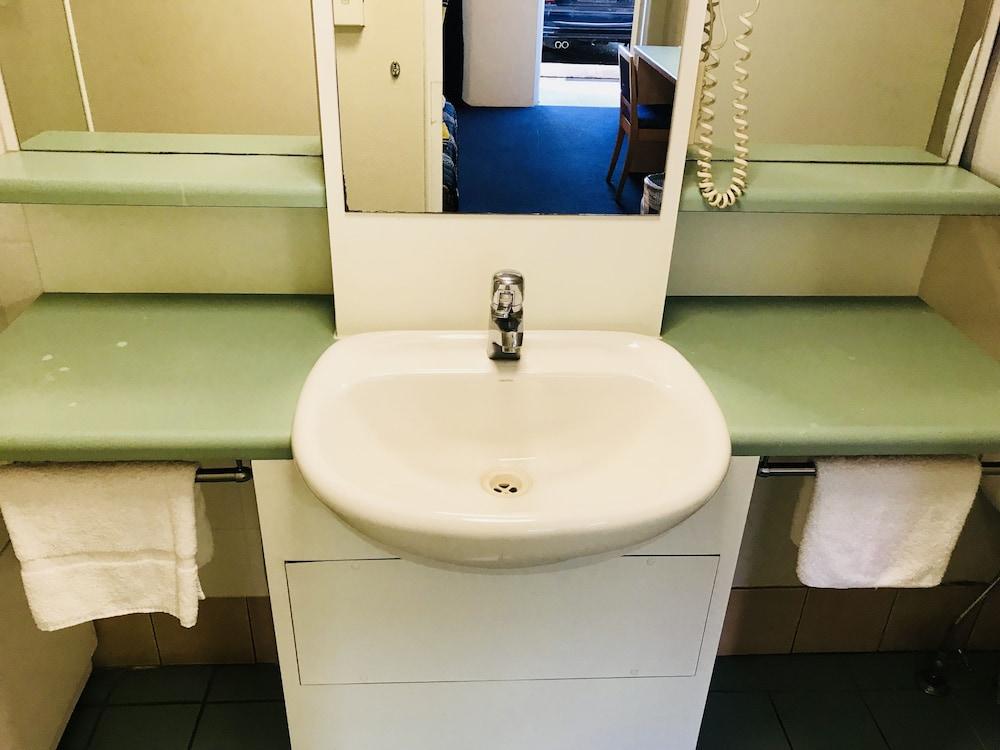 The Shamrock Hotel トゥーンバ エクステリア 写真