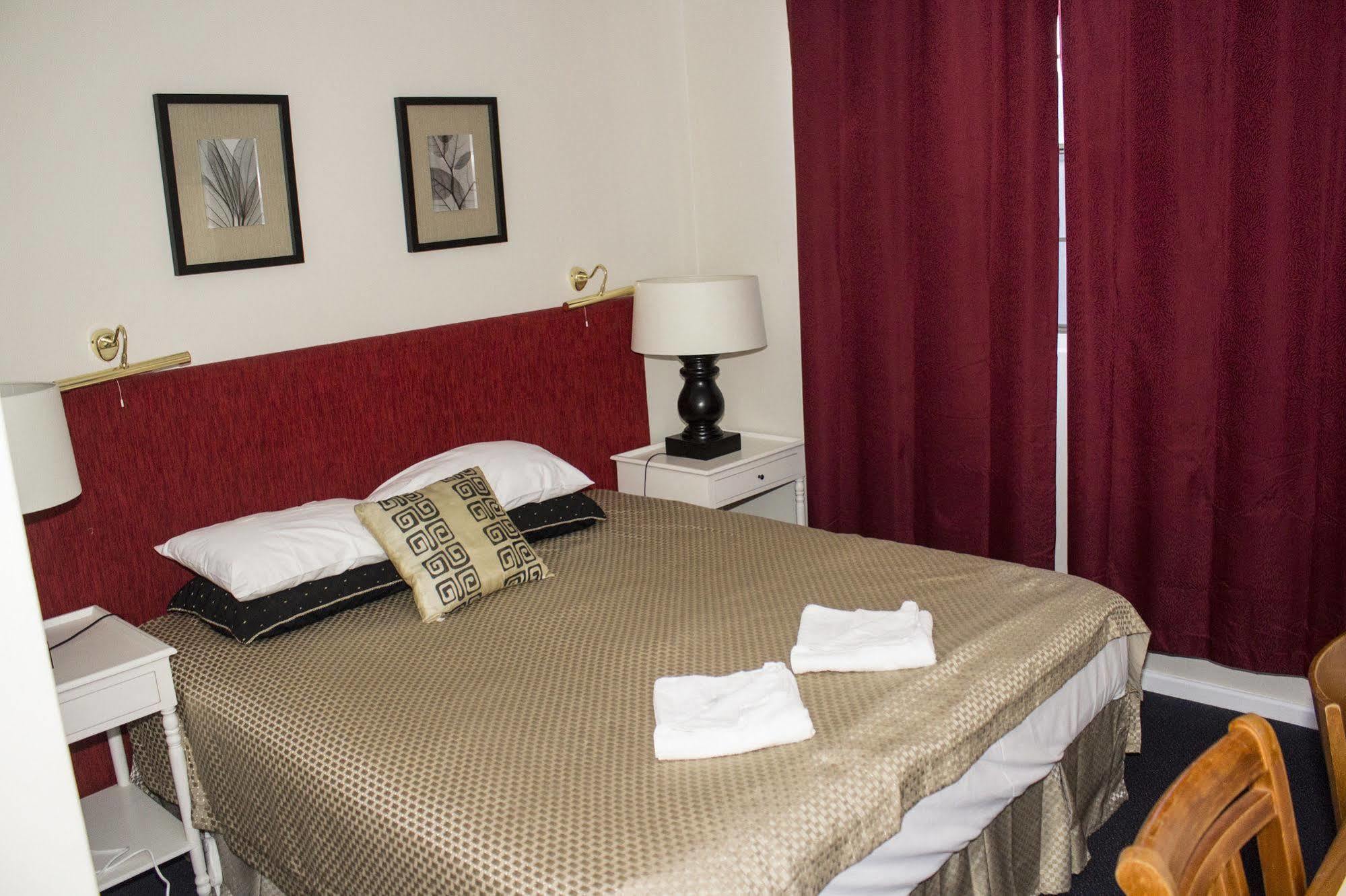 The Shamrock Hotel トゥーンバ エクステリア 写真